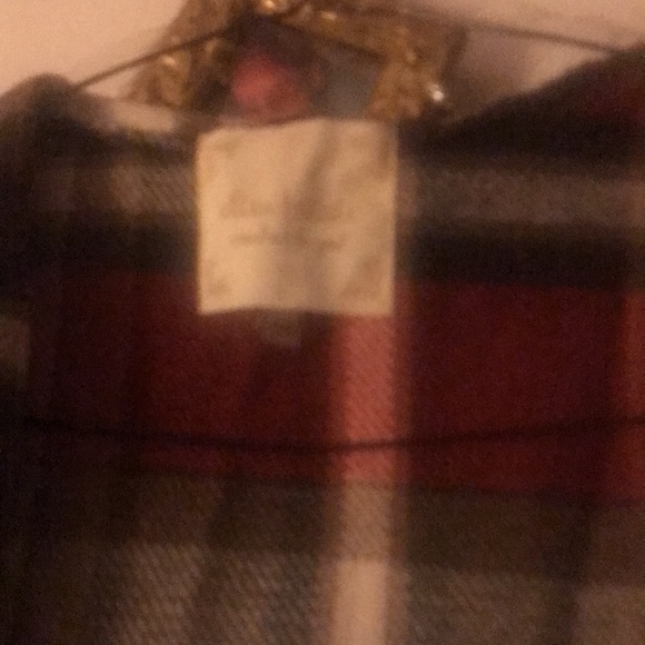 Altar’s State Festive Vest - Picture 2 of 4